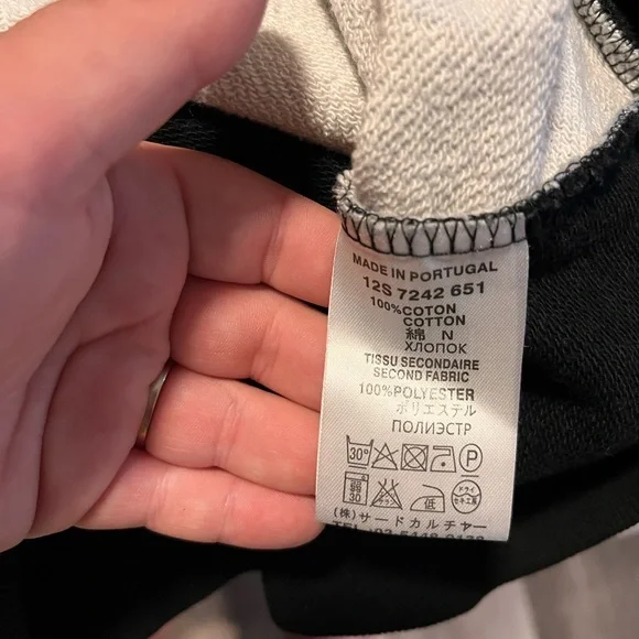 Givenchy Fire, Rose and Diamond Patterned Sweater Lg AUTHENTIC - Picture 7 of 8